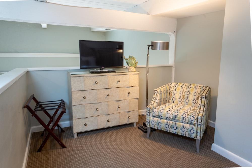 Olde Harbour Inn, Historic Inns of Savannah. photo 59