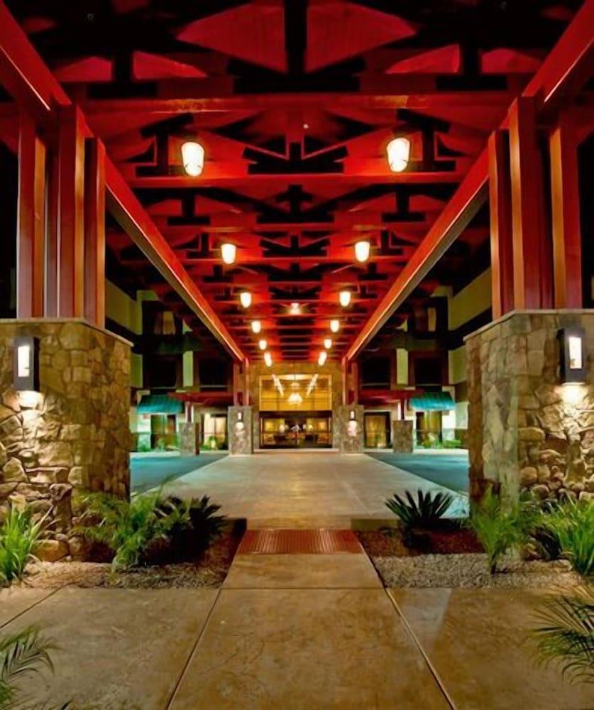 Spark by Hilton Phoenix East Mesa photo 2