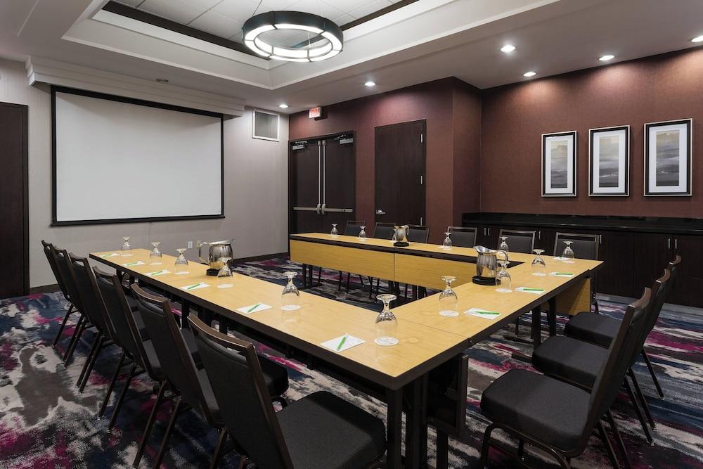 Courtyard by Marriott Miami Downtown photo 13