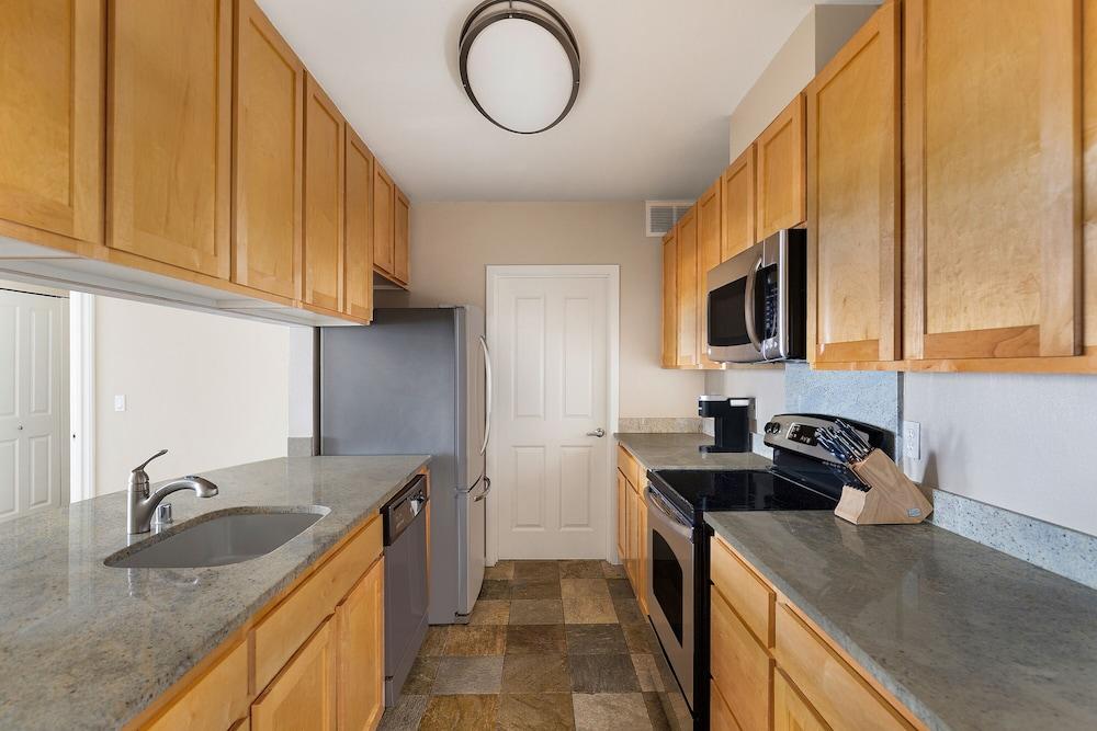 Kasa Bellevue Seattle photo 16