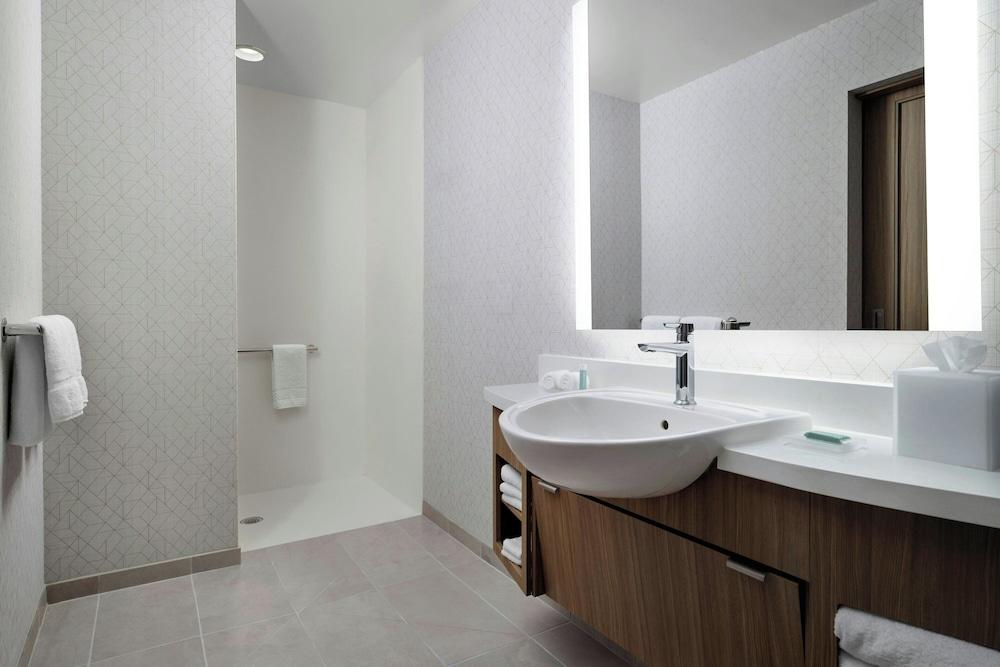 Springhill Suites By Marriott Troy Dayton photo 8