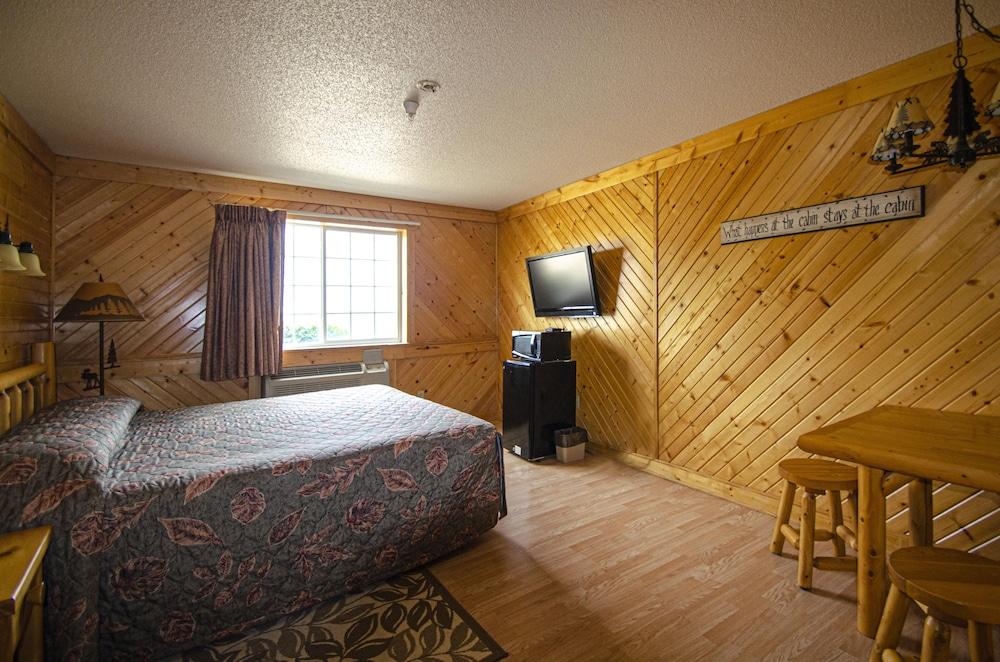 Urbana Inn & Suites photo 10