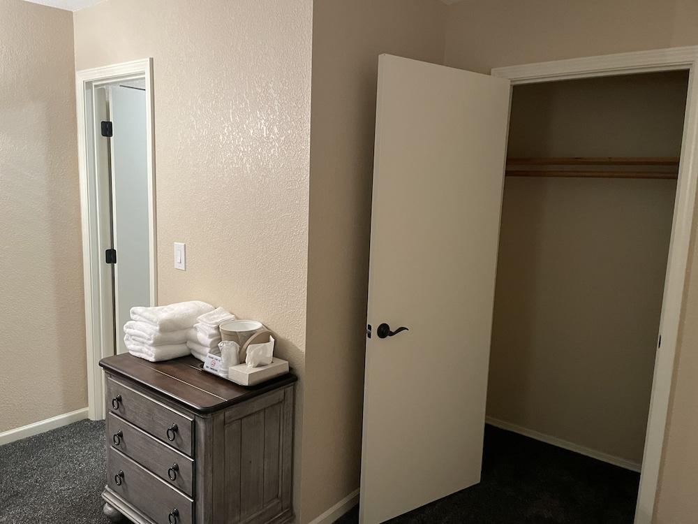 Scottish Inns Osage Beach photo 16