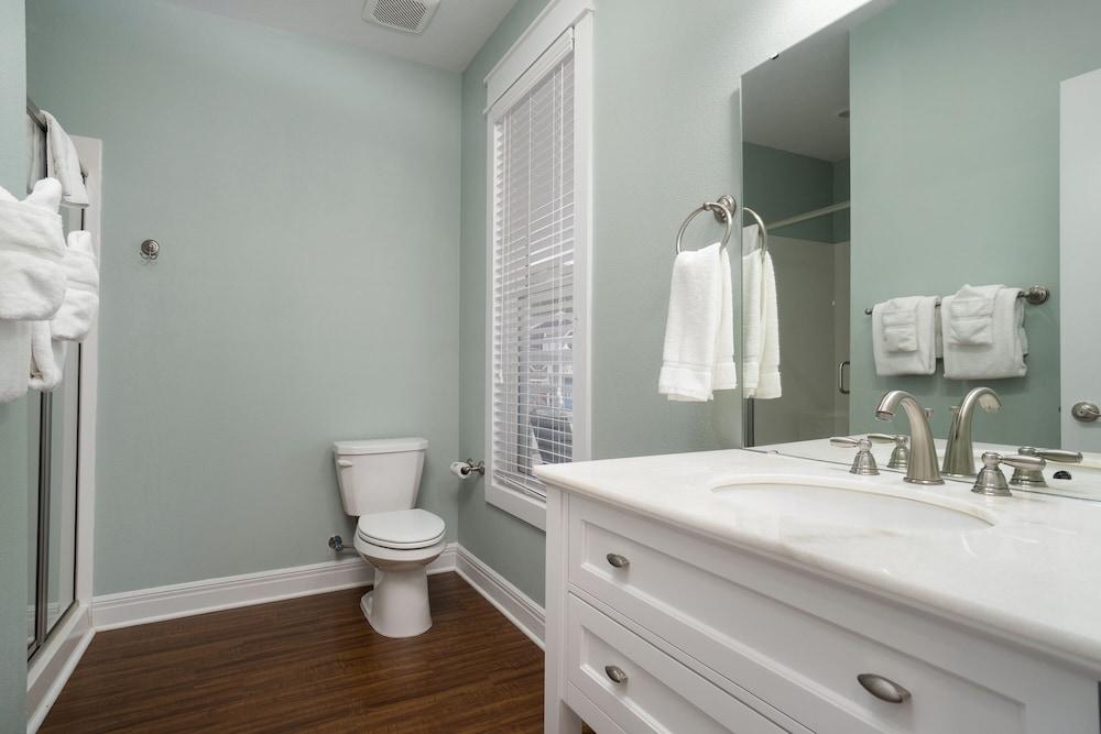 Bransons Nantucket photo 83