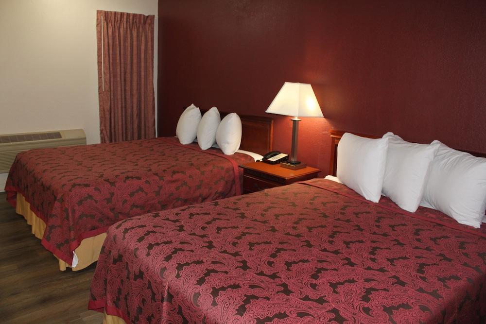 Travel Inn - Buford/Mall of Georgia photo 10