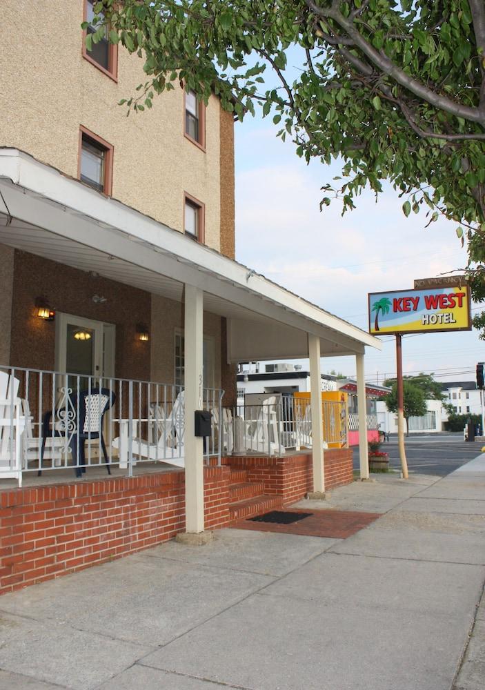 Key West Motel photo 15