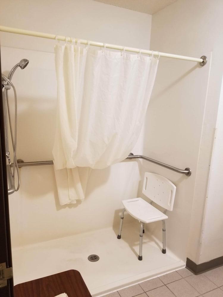 Bilmar Inn & Suites by Hotel O Hwy 77 photo 98