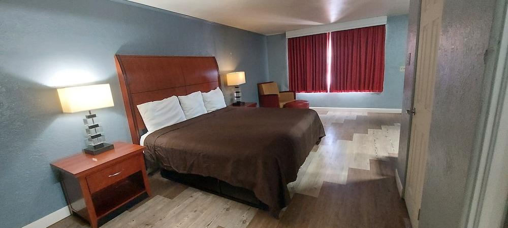 HOTEL BLUE photo 6