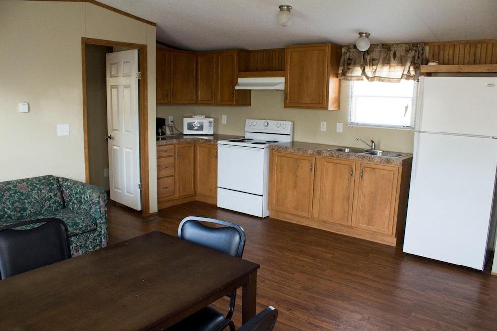 Cotulla Homes photo 17