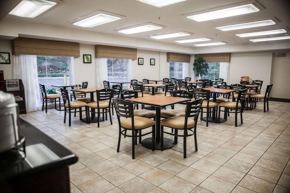 Sleep Inn & Suites Emmitsburg photo 19