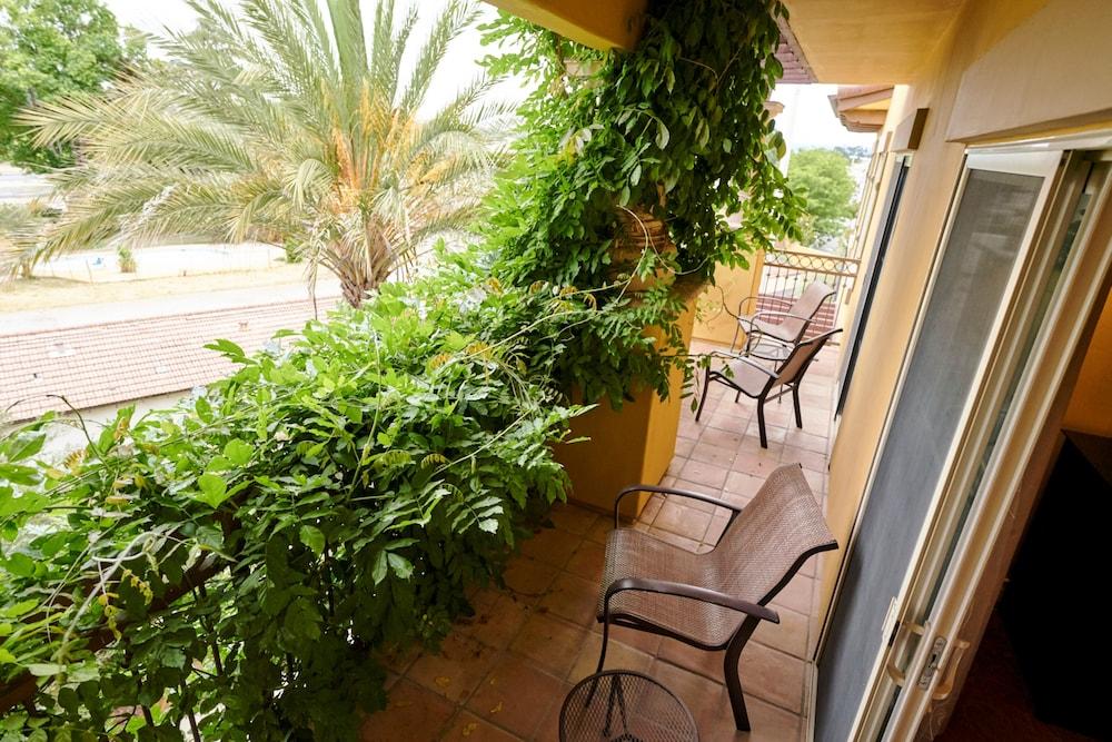 Bellasera Hotel & Suites Paso Robles, Tapestry by Hilton photo 84