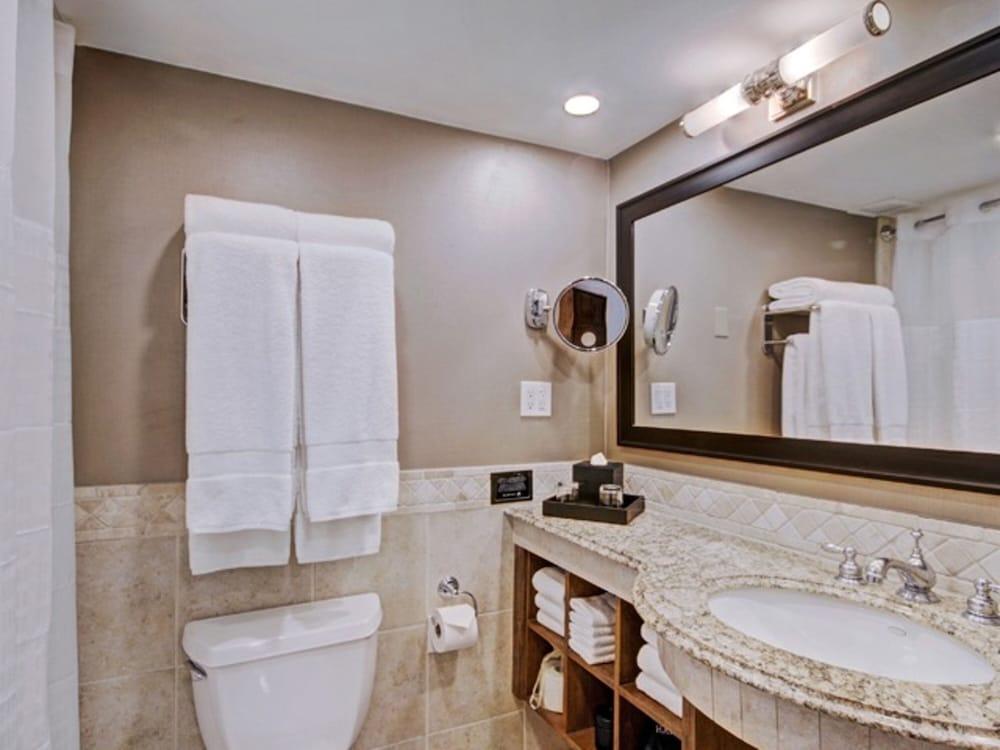 The Lodge at Vail, a RockResort by Vail Resorts photo 25