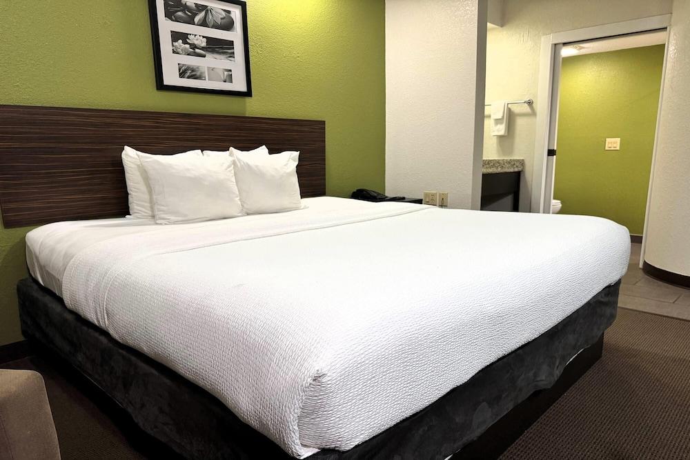 Travelodge by Wyndham Flowood/Jackson/Airport North photo 65