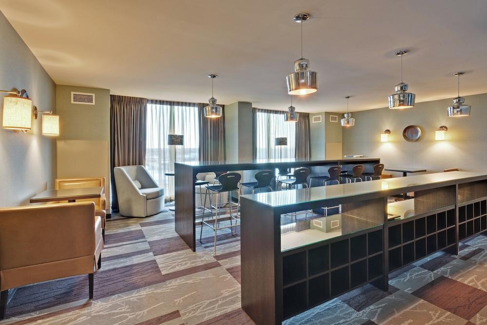 Crowne Plaza Chicago Ohare Hotel & Conf Ctr by IHG photo 53