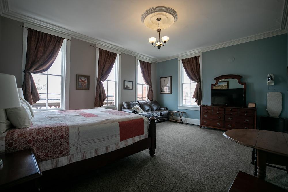 Nauvoo Temple House Hotel photo 46