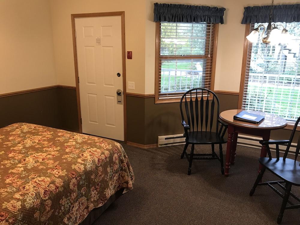 Bay Breeze Resort photo 39