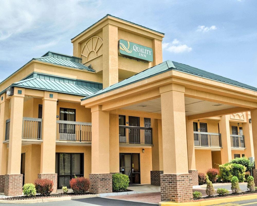 Quality Inn Thornburg photo 16