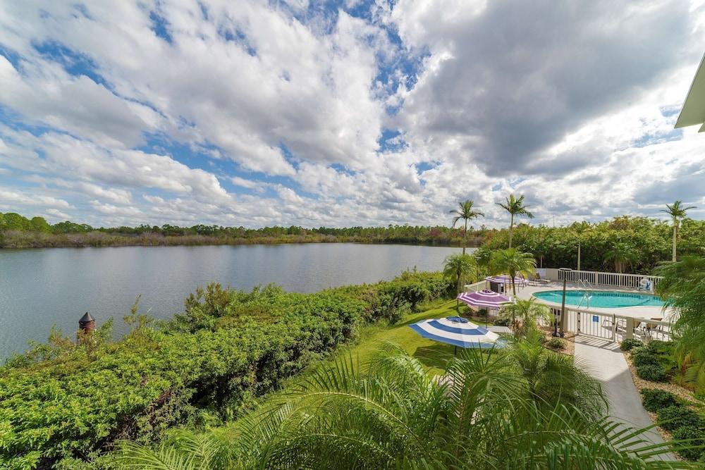 Holiday Inn Express & Suites Port Charlotte by IHG photo 26