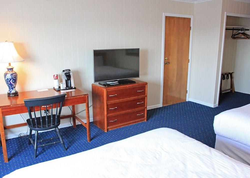 Fishermans Wharf Inn photo 74