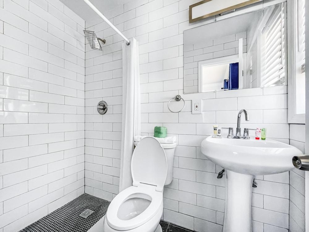 Neptune Oceanfront Rentals photo 39