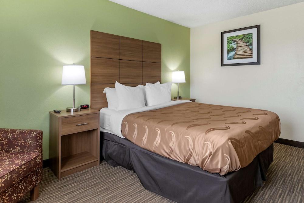 Quality Inn Creston photo 13