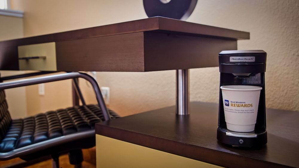 Best Western Fallon Inn & Suites photo 16
