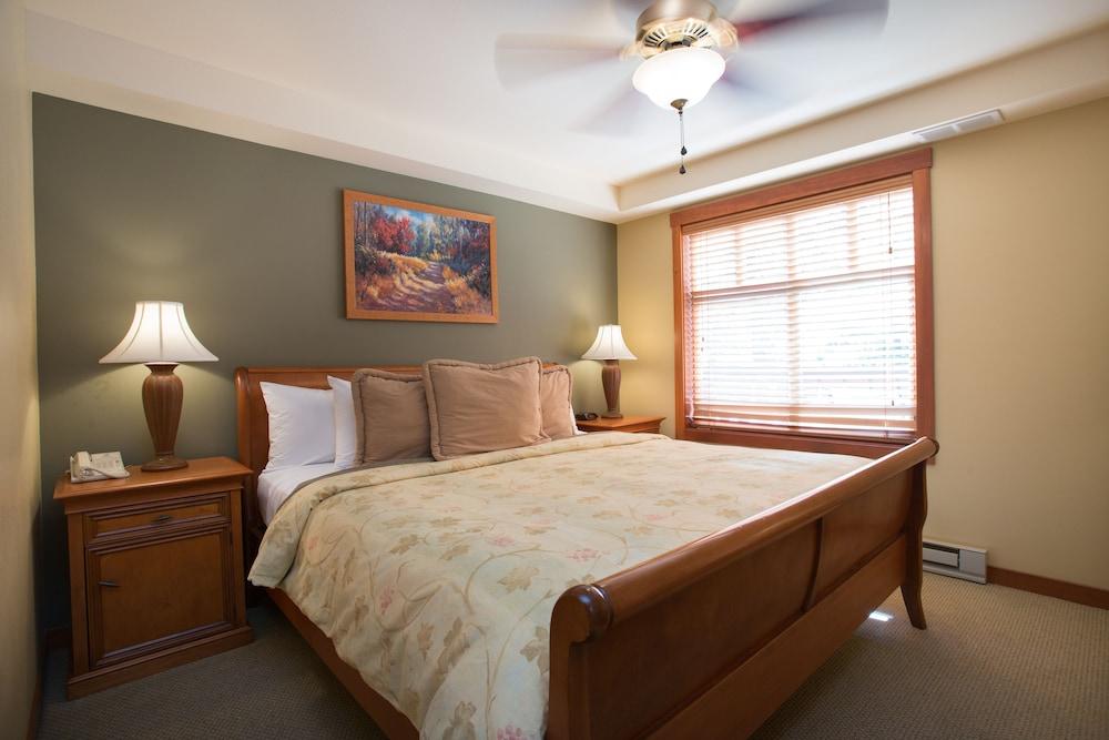 Solitude Condominiums photo 8