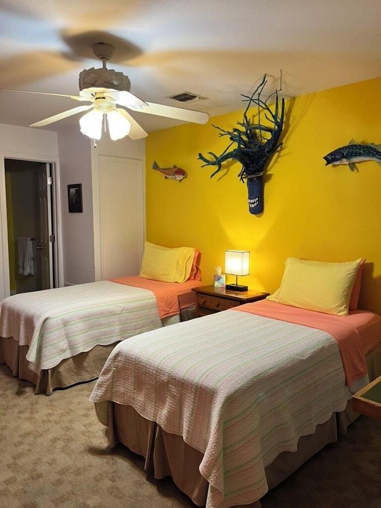 The Poco Loco Lodge photo 1