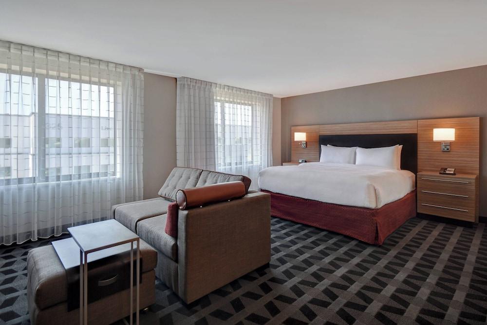 TownePlace Suites by Marriott Las Vegas Airport South photo 17