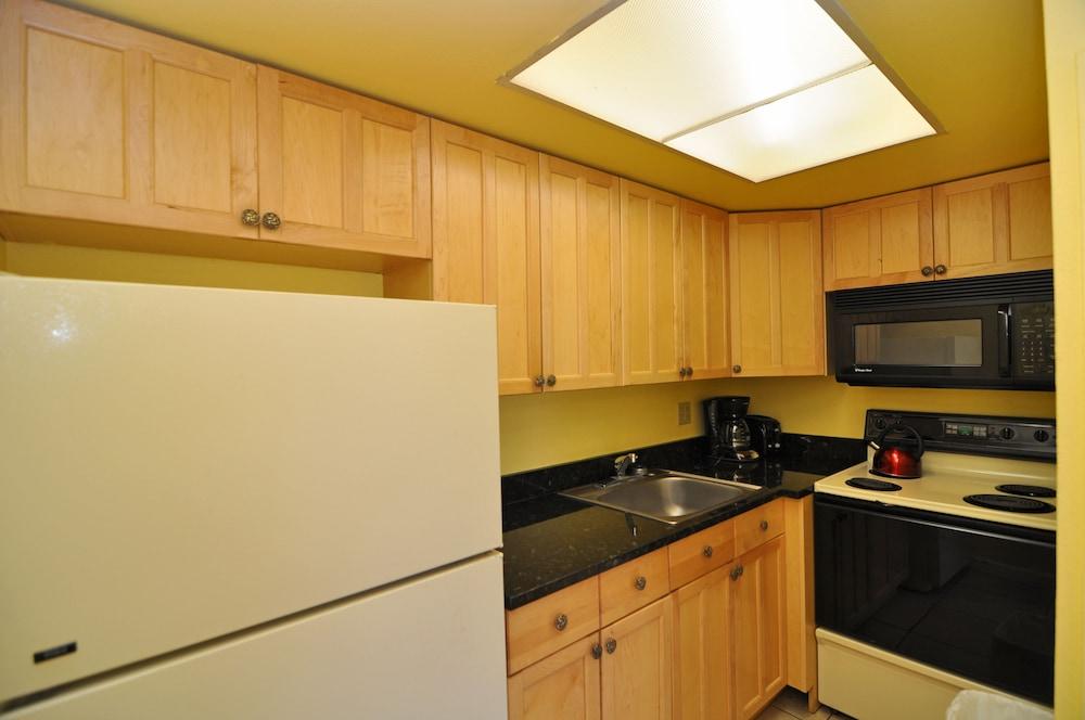 Lido Islander Inn photo 14