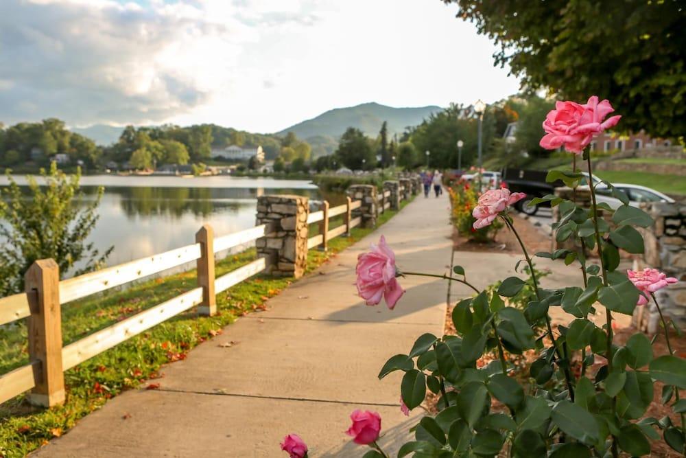 The Terrace at Lake Junaluska photo 32
