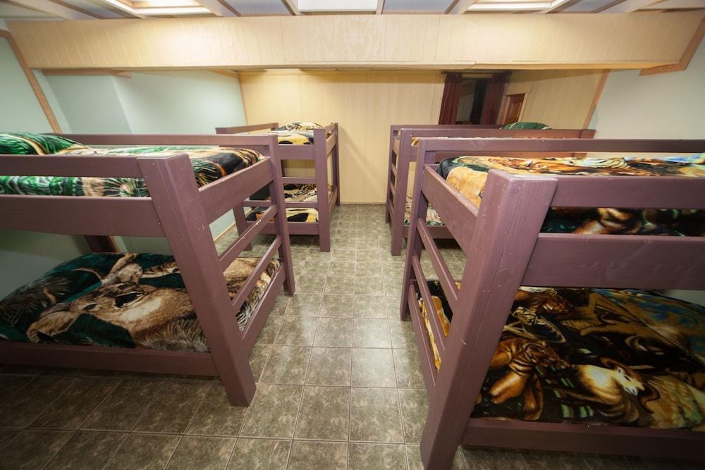 Log Cabin Lodge & Suites photo 22