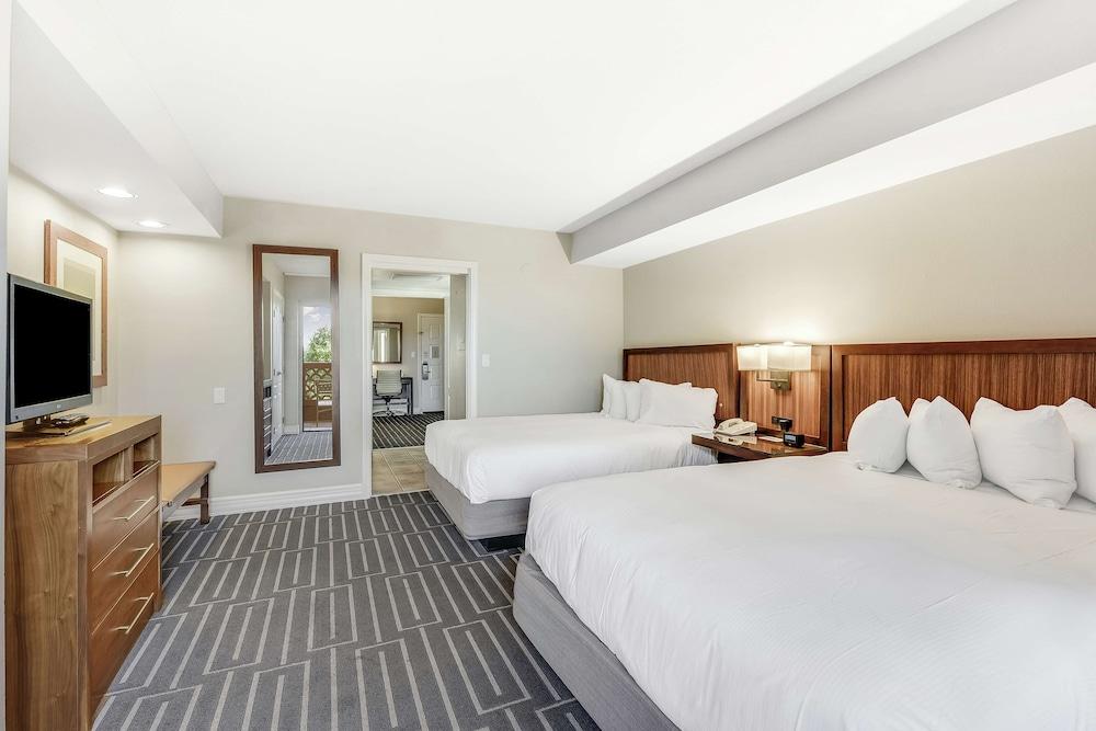 Hilton Phoenix Tapatio Cliffs Resort photo 24