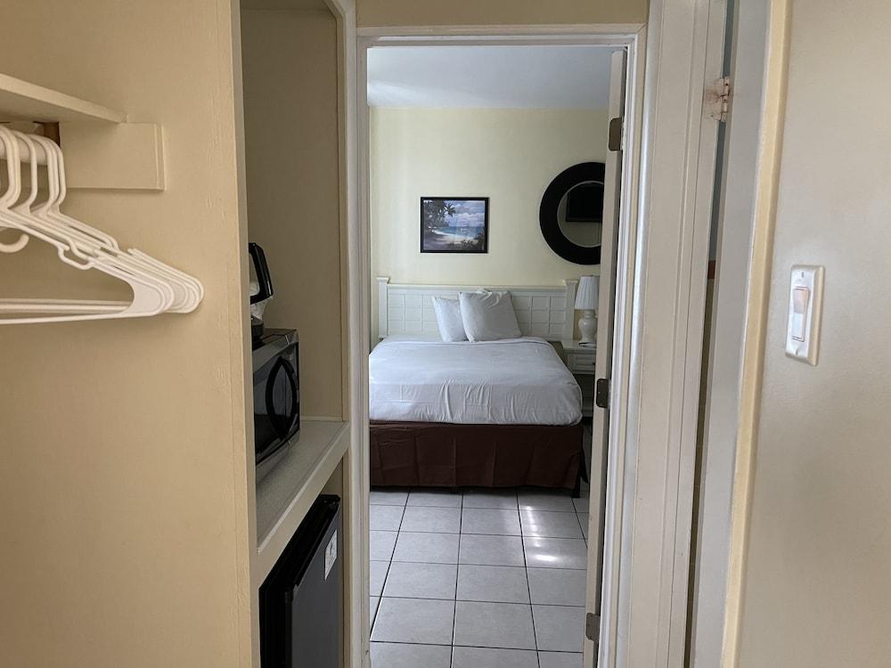 RusMar Motel photo 16