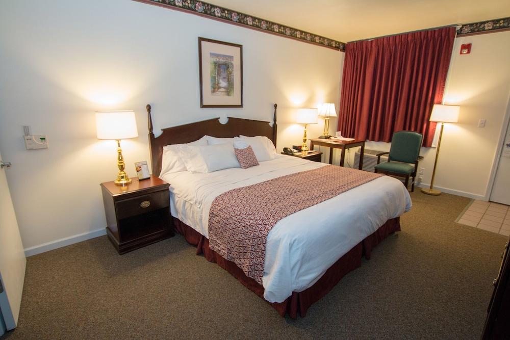 Chalet Motel Mequon photo 12