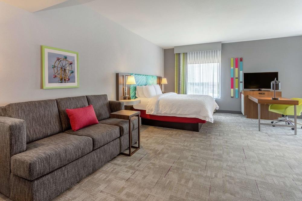 Hampton Inn & Suites Burlington photo 11