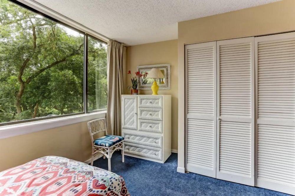 1127 Beach Walker photo 42