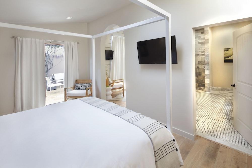 Rockhouse Suites photo 11