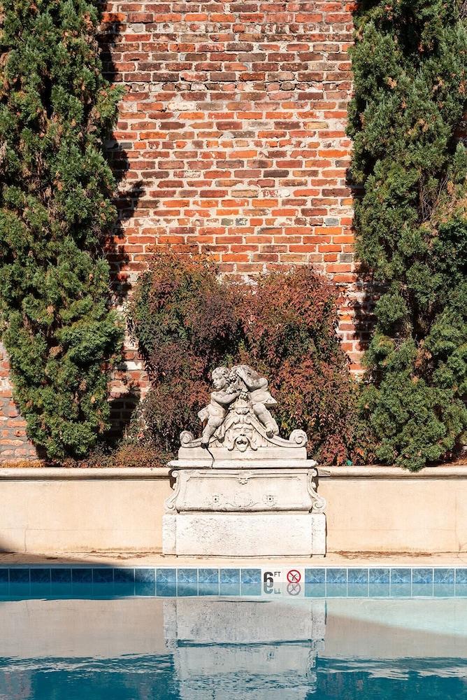 The Manor on St. Philip photo 51