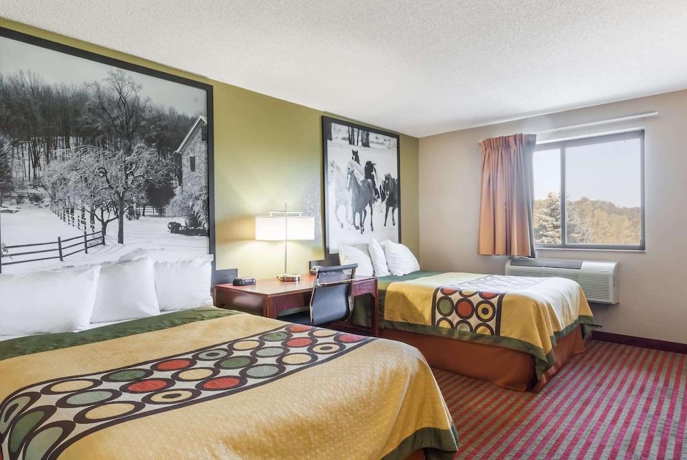 Super 8 by Wyndham Amsterdam photo 29