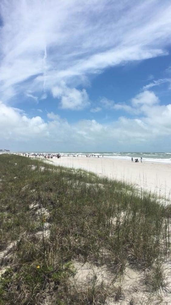 Beach House Hotel photo 16