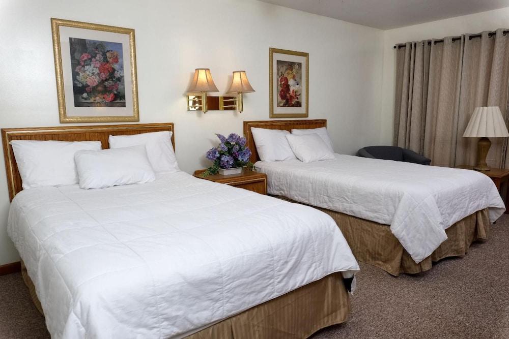 Four Seasons Motel photo 7