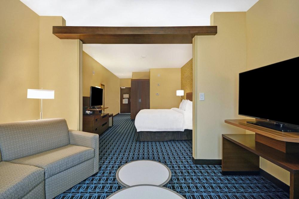 Fairfield Inn & Suites Savannah SW/Richmond Hill photo 11