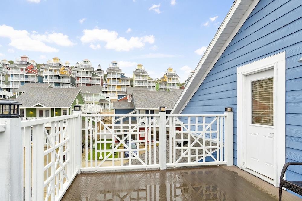 Bransons Nantucket photo 73