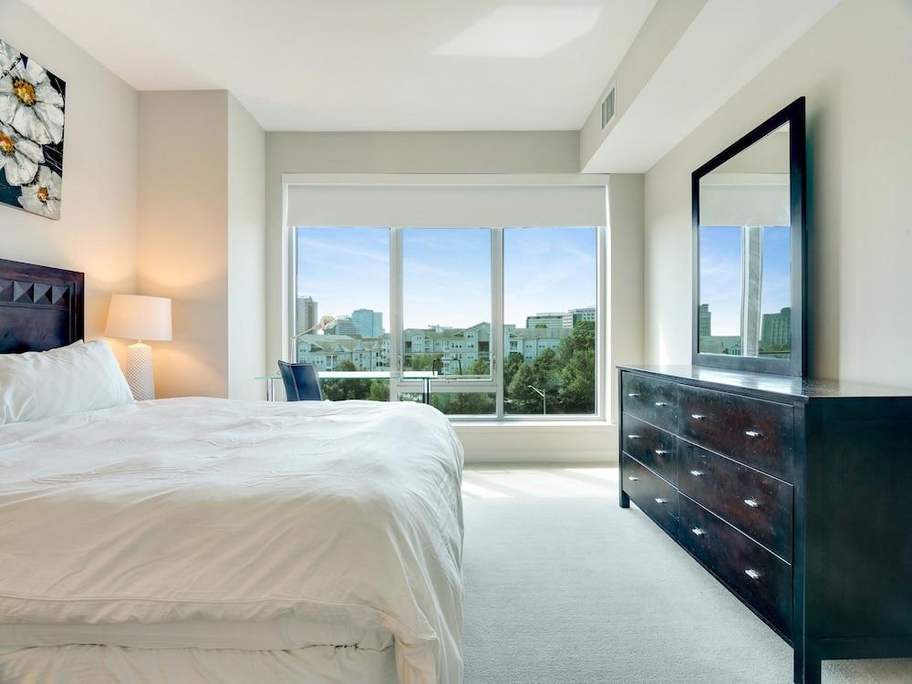 Bluebird Suites in Tysons Corner photo 5