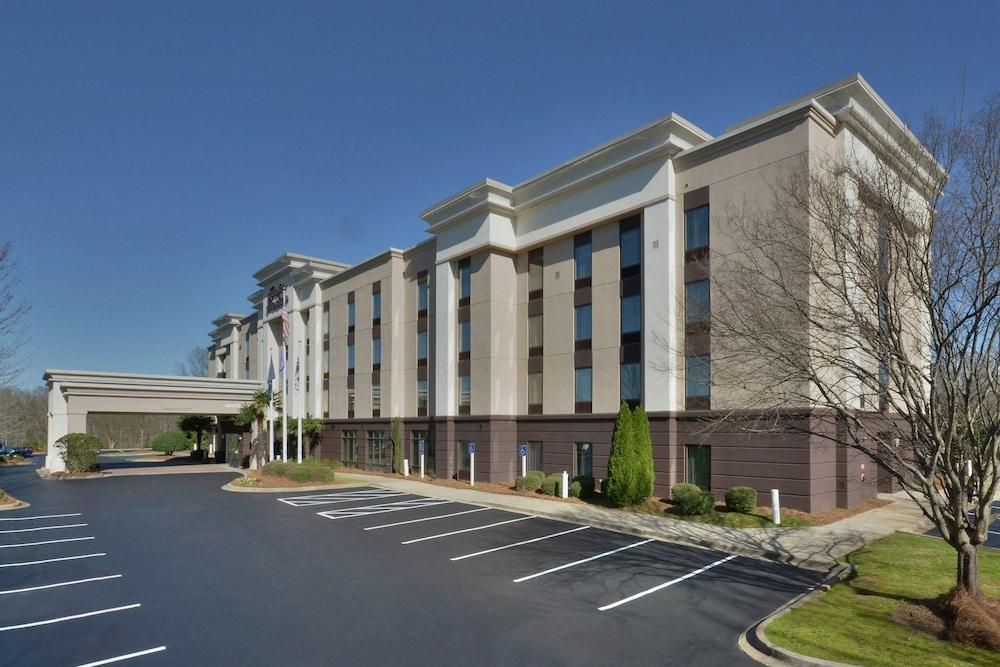 Hampton Inn & Suites Clinton - I-26 photo 44