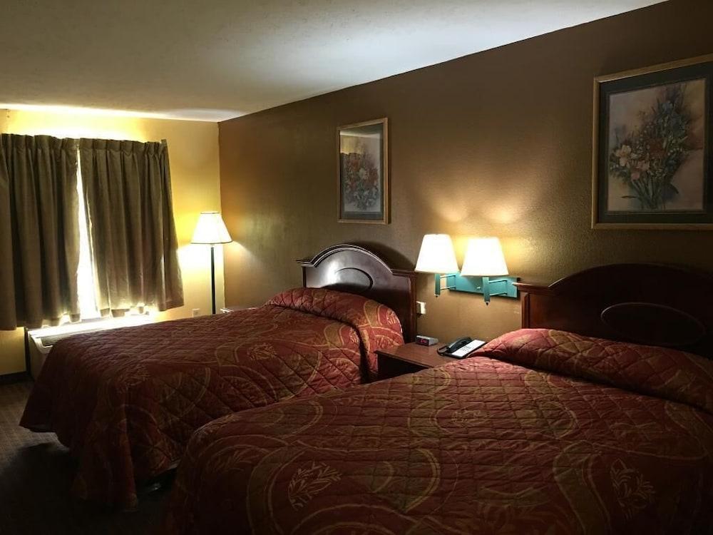 Relax Inn photo 2