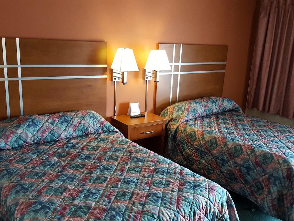 Travelers Lodge Motel Marshall photo 36