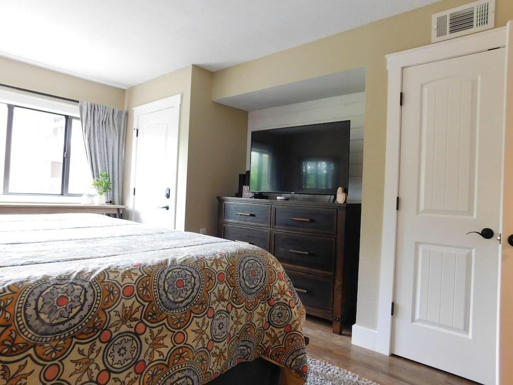 Laurel Inn Condominium photo 30