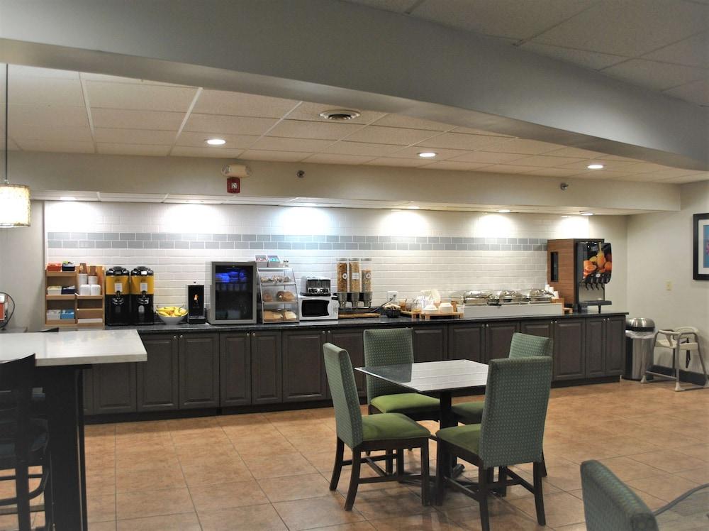Best Western Owego Inn photo 30